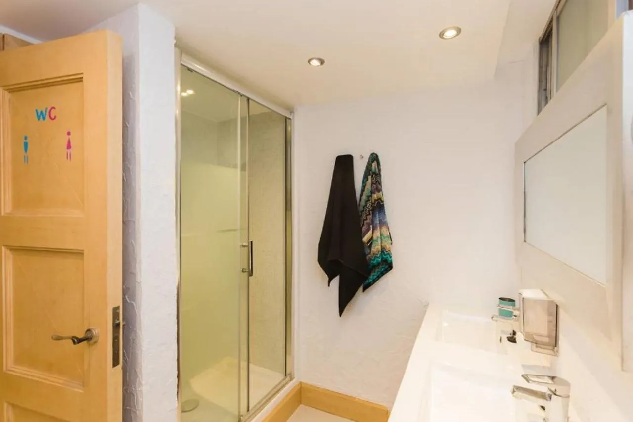 Y Hostel - Albergue Juvenil Palma de Mallorca